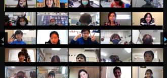 ZOOMで交流する日米の小学生たち