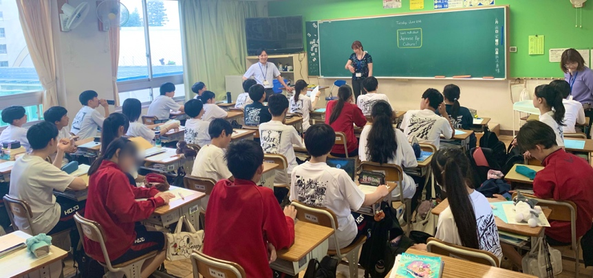 学級単位の一斉授業の様子