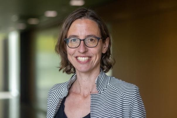 Aline Godfroid博士のお写真